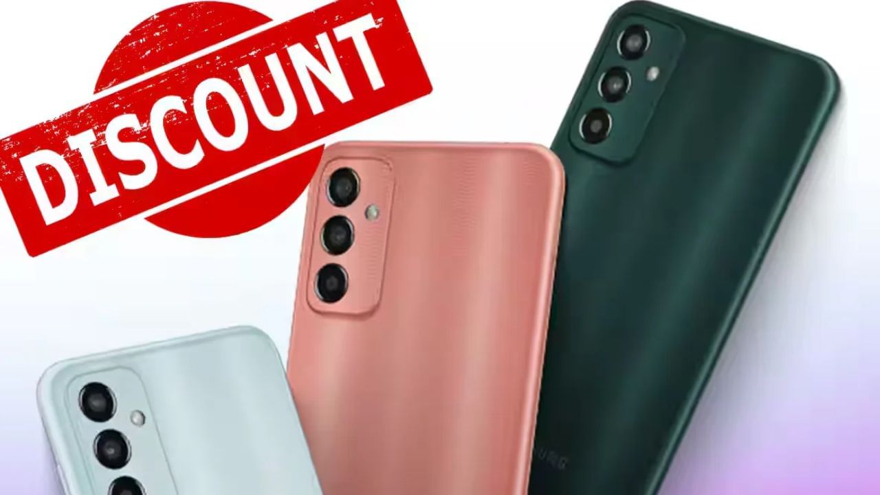 ડિસ્કાઉન્ટ જોઈને જ નિર્ણયો લેવા: લોકો સેલ પર ભારે ડિસ્કાઉન્ટ જોઈને તરત જ ફોન ઓર્ડર કરે છે, પરંતુ તે જરૂરી નથી કે દરેક ડીલ ખરેખર ફાયદાકારક હોય. ઘણી વખત જૂનું મોડેલ સસ્તામાં વેચાઈ રહ્યું છે, જેનું પ્રદર્શન અથવા અપડેટ સપોર્ટ લાંબા સમય સુધી ઉપલબ્ધ રહેશે નહીં. ફોનની લોન્ચ તારીખ અને યુઝર્સના રિવ્યૂ જોઈને હંમેશા ખરીદવું મહત્વપૂર્ણ છે.