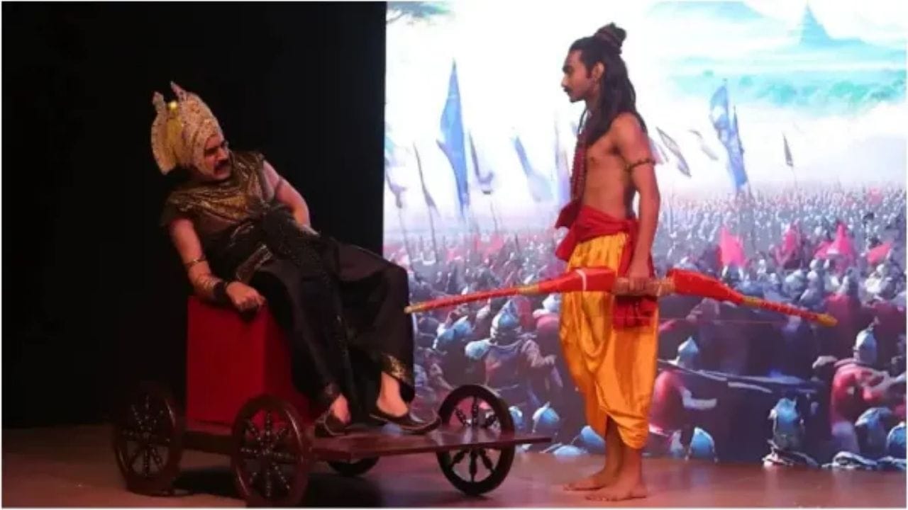 તેમણે વધુમાં કહ્યું, "મારા માટે, રામાયણને સ્ટેજ પર જીવંત કરવું એ એક દ્રશ્ય આનંદ છે અને દર્શાવે છે કે પાકિસ્તાની સમાજ તેને આપવામાં આવે તેના કરતાં વધુ સહિષ્ણુ છે." કરેરાના જણાવ્યા મુજબ, પ્રસ્તુતિને સકારાત્મક પ્રતિસાદ મળ્યો, વિવેચકોએ એકંદર પ્રસ્તુતિ અને વ્યક્તિગત પ્રદર્શન બંનેની પ્રશંસા કરી.