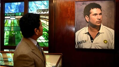 સચિન તેંડુલકરે એક મહાન સિદ્ધિ હાંસલ કરી છે. માસ્ટર બ્લાસ્ટરની આ સિદ્ધિ લોર્ડ્સમાં તેના ચિત્ર સાથે સંબંધિત છે. જેનો અર્થ એ છે કે સચિન તેંડુલકર હંમેશા લોર્ડ્સમાં જોવા મળશે.