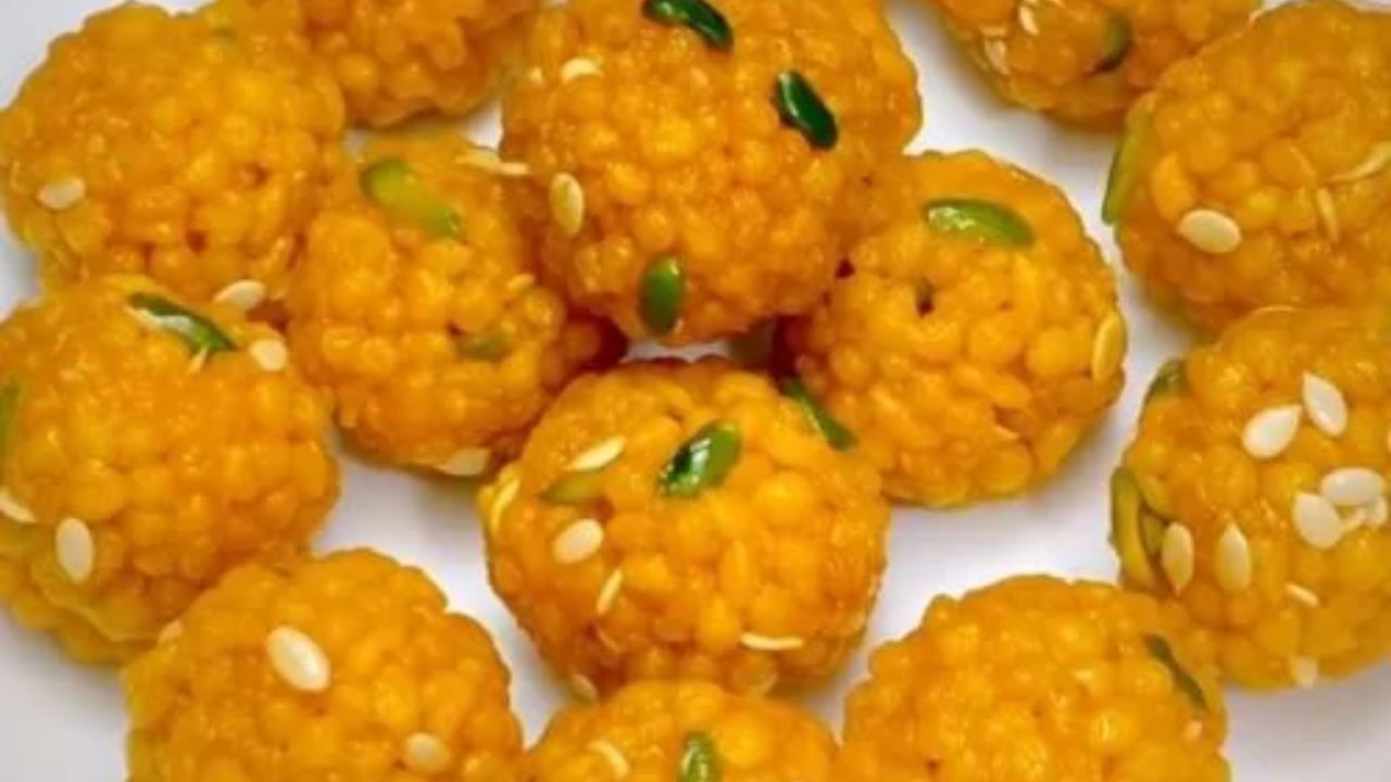 (Disclaimer - આ લેખમાં સમાવિષ્ટ કોઈપણ માહિતી/સામગ્રી/ગણતરીની ચોકસાઈ અથવા વિશ્વસનીયતાની ખાતરી આપવામાં આવતી નથી. આ માહિતી વિવિધ માધ્યમો/જ્યોતિષીઓ/ઉપદેશો/માન્યતાઓ/ધાર્મિક ગ્રંથોમાંથી એકત્રિત કરીને તમારા સુધી પહોંચાડવામાં આવી છે. અમારો ઉદ્દેશ્ય ફક્ત માહિતી પહોંચાડવાનો છે. વાંચકોએ તેને ફક્ત માહિતી તરીકે જ માનવી જોઈએ. આ ઉપરાંત તેના કોઈપણ ઉપયોગ માટે વાંચકો પોતે જવાબદાર રહેશે.)(All Image Symbolic)