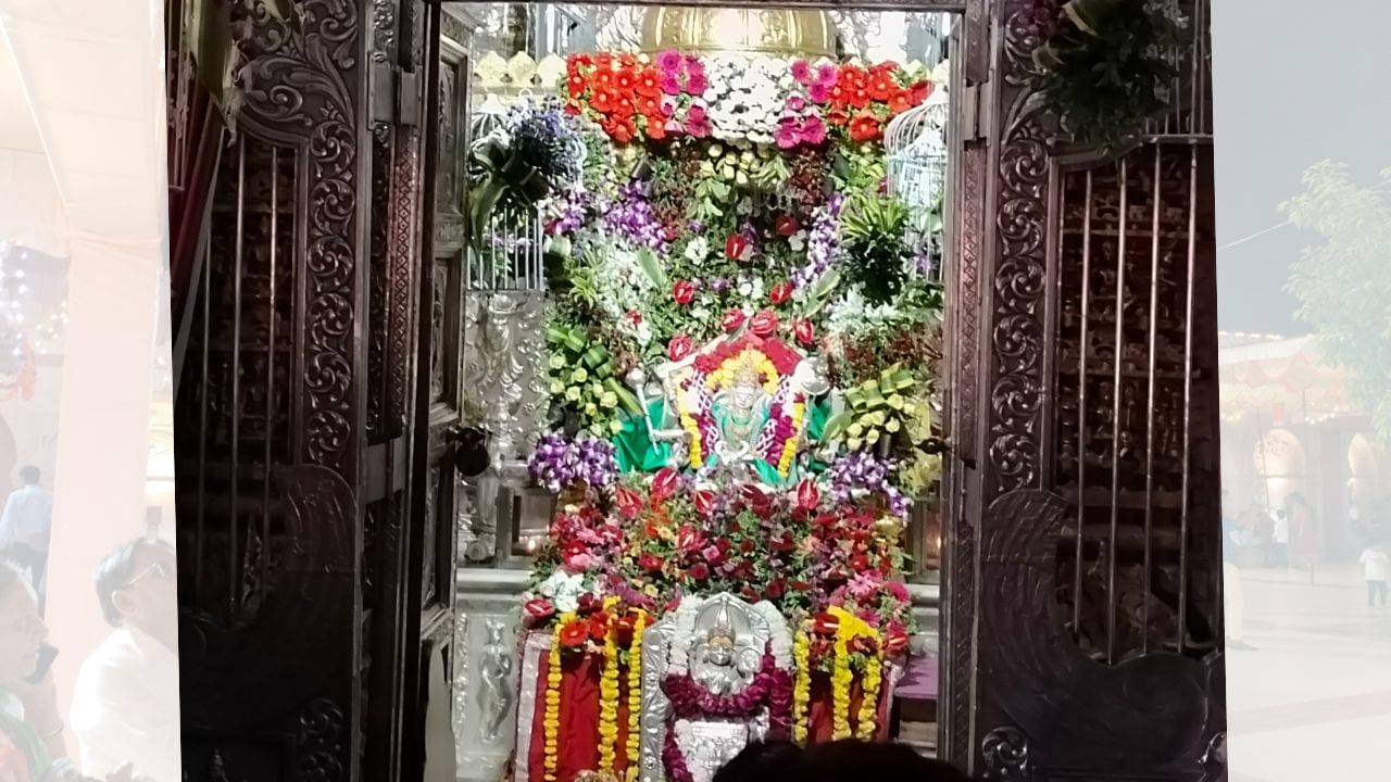 નવેમ્બર 2009માં, ઊંઝા ખાતે આવેલા ઉમિયા માતાના મંદિરે તેની રજત જયંતિ નિમિત્તે ભવ્ય કાર્યક્રમ યોજાયો હતો. મંદિરના નવીનીકરણ માટે ઉદ્યોગપતિઓ અને ખેડૂતો તરફથી ઉદાર દાન મળ્યું હતું. આ પ્રસંગે હજારો કડવા પાટીદારો ઉપસ્થિત રહ્યા હતા.