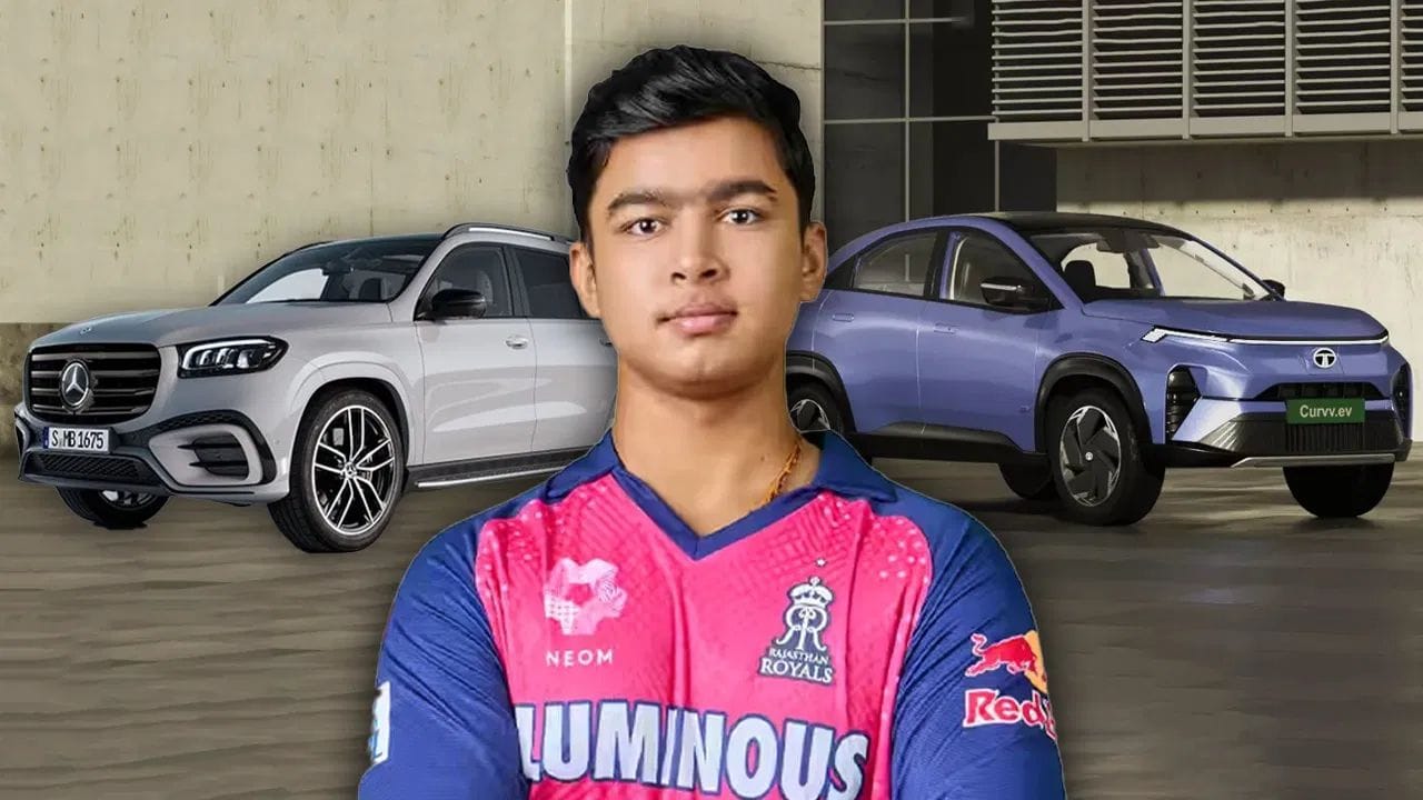 વૈભવને IPL 2025માં કુલ બે કાર મળી હતી. આ બંને કાર વૈભવને તેના શાનદાર પ્રદર્શન માટે એવોર્ડમાં આપવામાં આવી હતી. એક કાર Tata Curvv EV છે અને બીજી કાર છે Mercedes-Benz.