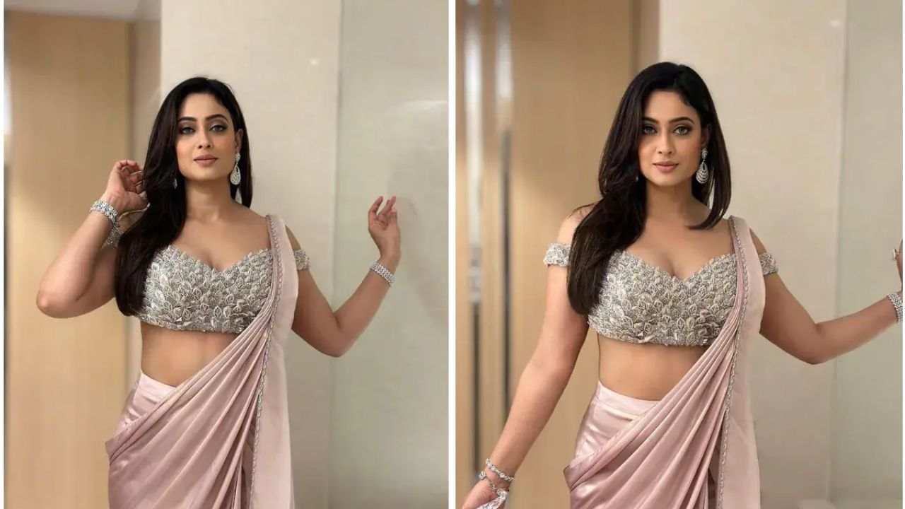 શ્વેતા તિવારી લાંબા સમયથી ટીવી ઉદ્યોગમાં કામ કરી રહી છે. વેબ સિરીઝથી લઈને ફિલ્મો સુધી... અભિનેત્રીએ દરેક જગ્યાએ પોતાનું નસીબ અજમાવ્યું છે અને તેને ઘણો પ્રેમ પણ મળ્યો છે. તાજેતરમાં, તે વેકેશનથી પાછી ફરી છે. તે તેના પરિવાર સાથે મોરેશિયસમાં એન્જોય કરી રહી હતી. અભિનેત્રીએ બ્રેલેટ અને શોર્ટ્સમાં ગ્લેમરસ તસવીરો પણ શેર કરી હતી.