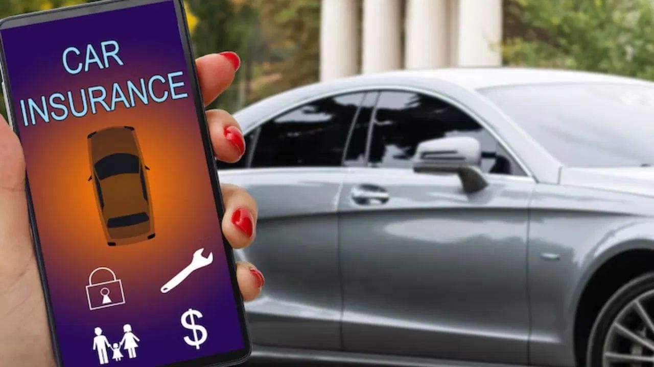 ચોમાસાની શરૂઆતથી દેશના ઘણા ભાગોમાં ભીષણ ગરમીથી રાહત મળી છે, પરંતુ કેટલાક રાજ્યોમાં પણ તેણે તબાહી મચાવી છે. ઘણી જગ્યાએ પાણી ભરાવાથી લોકોનું જીવન અસ્તવ્યસ્ત થઈ ગયું છે. આ સ્થિતિમાં, એક મહત્વપૂર્ણ પ્રશ્ન ઊભો થાય છે કે, જો તમારું વાહન આવા વરસાદ કે પૂરમાં તણાઈ જાય અને નુકસાન થાય, તો શું વીમા કંપની તેની ભરપાઈ કરશે?