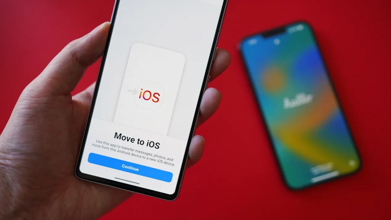એપલે પોતે એક એપ બનાવી છે જે એન્ડ્રોઇડથી iPhoneમાં ડેટા ટ્રાન્સફર કરવાનું ખૂબ જ સરળ બનાવે છે. આ એપનું નામ છે Move to iOS. તે ગૂગલ પ્લે સ્ટોરમાં મફતમાં ઉપલબ્ધ છે. આ એપ વડે, તમે કોન્ટેક્ટ્સ, કેલેન્ડર, ફોટા અને વિડિઓઝ, જીમેલ એકાઉન્ટ્સ અને મેઇલ, મેસેજ, વેબ બુકમાર્ક્સ અને વોટ્સએપ ચેટ્સ સરળતાથી શેર કરી શકો છો.