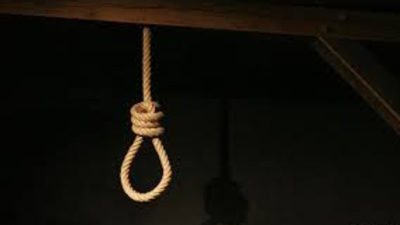 એમ્નેસ્ટી ઇન્ટરનેશનલે સોમવારે જણાવ્યું હતું કે ગયા વર્ષે સાઉદી અરેબિયામાં મૃત્યુદંડની સંખ્યા રેકોર્ડ સ્તરે પહોંચી ગઈ છે, કારણ કે તેના કાર્યકરોને અહિંસક ડ્રગ કેસોમાં સાઉદી સરકાર દ્વારા મૃત્યુદંડના કેસોના ઘણા મજબૂત પુરાવા મળી રહ્યા છે.