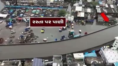 ખાડીપૂરના મુદ્દે સુરતીઓ લાલઘૂમ, અધિકારીઓને પાટિલ, સંઘવી, પટેલે ખખડાવ્યાં !