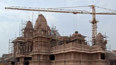 BAPS સ્વામિનારાયણ સંસ્થા એક વૈશ્વિક આધ્યાત્મિક, સાંસ્કૃતિક અને સામાજિક સંસ્થા છે, જેની સ્થાપના વર્ષ 1907માં વૈદિક સિદ્ધાંતોના આધારે કરવામાં આવી હતી.