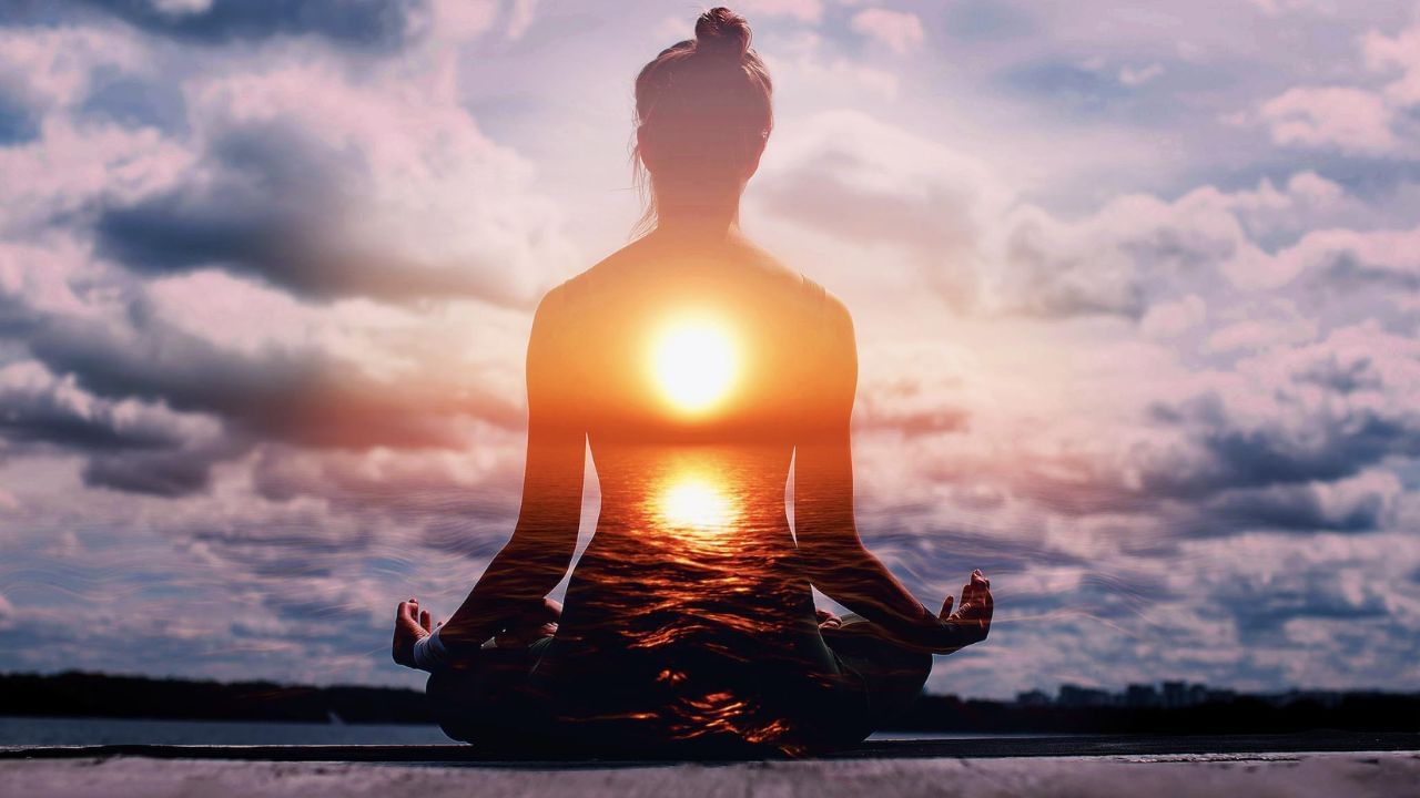 અભ્યાસ અને યાદશક્તિ: શાસ્ત્રોમાં કહેવામાં આવ્યું છે કે આ સમય દરમિયાન યાદશક્તિ અને ગ્રહણશક્તિ અનેકગણી વધી જાય છે. તેથી વિદ્યાર્થીઓ માટે આ સમયે અભ્યાસ કરવો અત્યંત ફાયદાકારક છે.