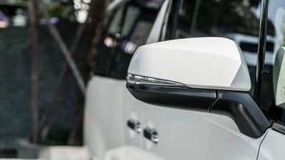 કારમાં ORVM અને IRVM મિરર એટલે શું ? આ તમને બનાવે છે સ્માર્ટ ડ્રાઇવર