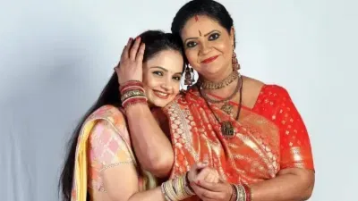 સ્ટાર પ્લસનો લોકપ્રિય શો 'સાથ નિભાના સાથિયા' મોટાભાગના લોકોનો ફેવરિટ શો હતો. આ શોમાં કોકિલા બેને તેની પુત્રવધૂને સાસુ તરીકે ઠપકો આપ્યો અને તેને સારી પત્ની બનવા માટે પણ ટેકો આપ્યો. કોકિલાની ગોપી બહુને સ્વભાવે ખૂબ જ નિર્દોષ અને શાંત બતાવવામાં આવી હતી. શોની ગોપી બહુનું પાત્ર ખૂબ જ પ્રખ્યાત થયું. જોકે, શોમાં ગોપી બહુનું પાત્ર બે વખત બદલવામાં આવ્યું હતું.