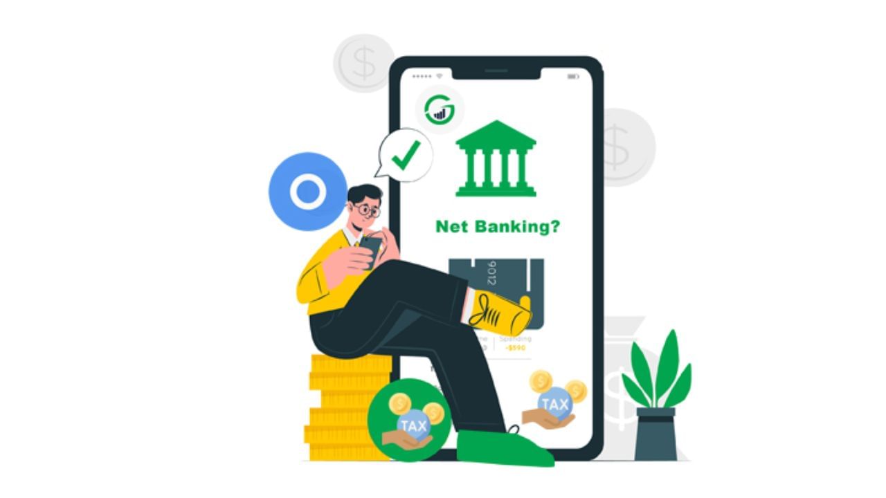 તમે તમારી બેંકની નેટ બેંકિંગ અથવા મોબાઇલ એપ્લિકેશન દ્વારા PAN કાર્ડ સાથે લોનની સ્થિતિ ચકાસી શકો છો. તેમજ તમે ધિરાણ આપતી બેંક અને NBFC ની વેબસાઇટ અથવા એપ્લિકેશન પર તમારા PAN નંબર સાથે લોગ ઇન કરીને લોનની વિગતો ચકાસી શકો છો.