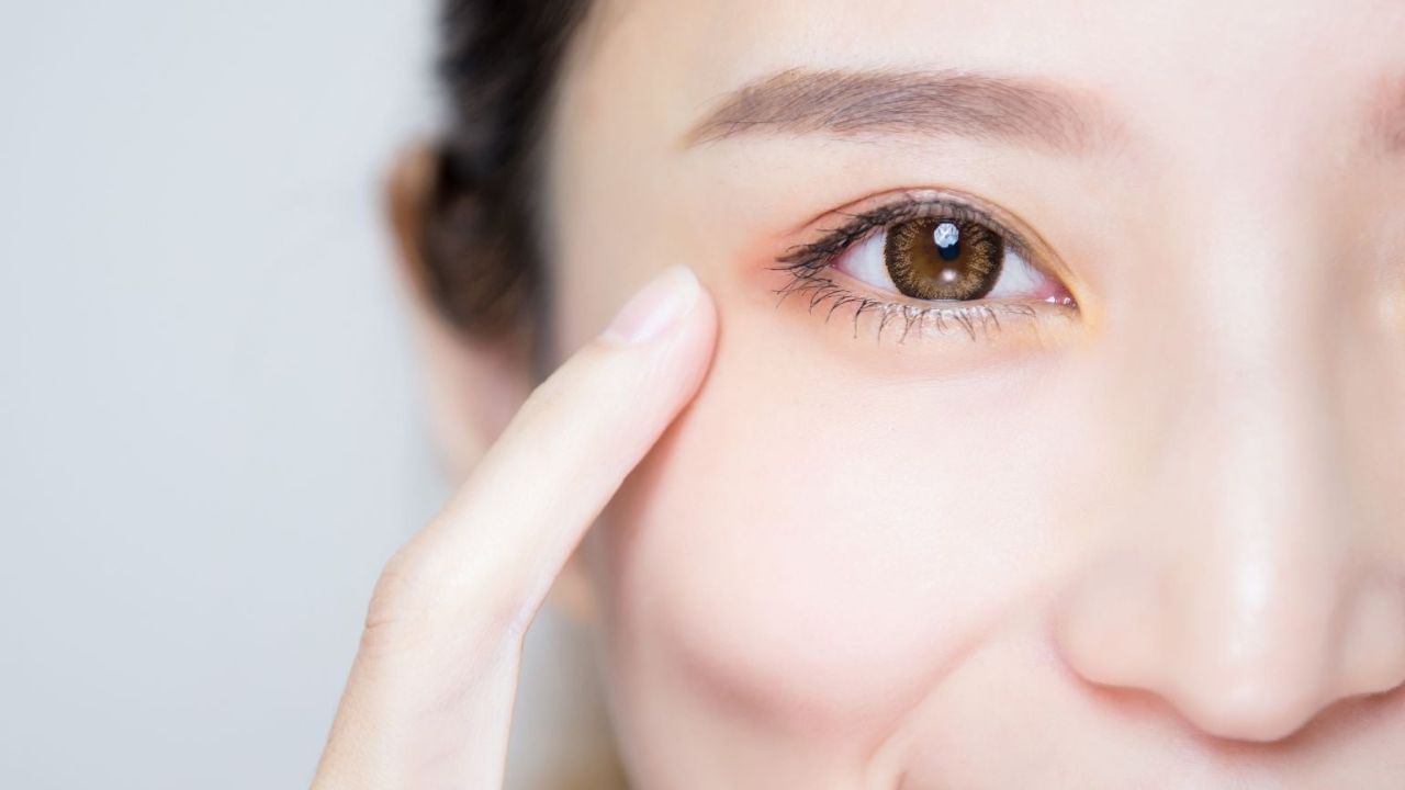 (Disclaimer - આ લેખમાં સમાવિષ્ટ કોઈપણ માહિતી/સામગ્રી/ગણતરીની ચોકસાઈ અથવા વિશ્વસનીયતાની ખાતરી આપવામાં આવતી નથી. આ માહિતી વિવિધ માધ્યમો/જ્યોતિષીઓ/ઉપદેશો/માન્યતાઓ/ધાર્મિક ગ્રંથોમાંથી એકત્રિત કરીને તમારા સુધી પહોંચાડવામાં આવી છે. અમારો ઉદ્દેશ્ય ફક્ત માહિતી પહોંચાડવાનો છે. વાંચકોએ તેને ફક્ત માહિતી તરીકે જ માનવી જોઈએ. આ ઉપરાંત તેના કોઈપણ ઉપયોગ માટે વાંચકો પોતે જવાબદાર રહેશે.)(All Image Symbolic)
