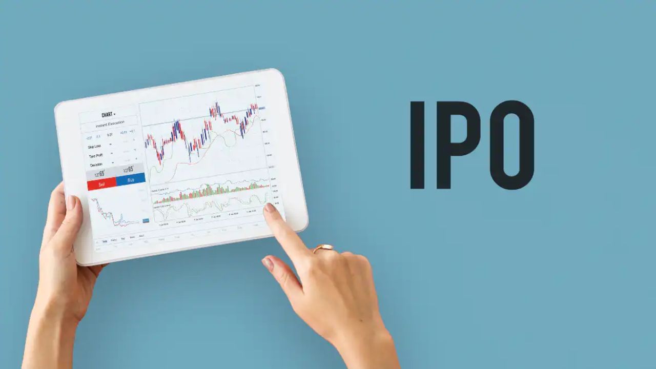 તમને જણાવી દઈએ કે ત્રીજા દિવસે આ IPO ને 40.95.52 ગણું સબ્સ્ક્રિપ્શન મળ્યું હતું. રિટેલ રોકાણકારોની શ્રેણી 7.67 ગણી બુક થઈ હતી, જ્યારે નોન-ઇન્સ્ટિટ્યુશનલ ઇન્વેસ્ટર્સ (NII) સેગમેન્ટ 34.96 ગણી બુક થઈ હતી.