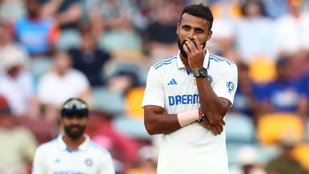 જોકે આકાશ દીપ એશિયા કપ માટે ટીમમાં સામેલ થવાની રેસમાં ઘણો પાછળ હતો, પરંતુ હવે તે સંપૂર્ણપણે બહાર થઈ ગયો છે. હવે આકાશ દીપને તેની રિકવરી પર કામ કરવું પડશે કારણ કે અગાઉ પણ તે ઈજાથી ઘણો પરેશાન હતો.