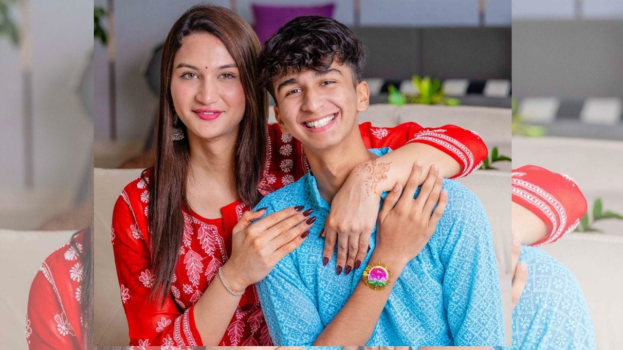 રક્ષાબંધન ભાઈ-બહેનના પવિત્ર બંધનનું પ્રતિક છે. દર વર્ષે રક્ષાબંધનનો તહેવાર ઉત્સાહ સાથે મનાવવામાં આવે છે. આ ખાસ અવસર પર પૂર્વ ભારતીય ક્રિકેટર અને કોચ સંજય બાંગરની દીકરી અનાયા બાંગરે નાના ભાઈ અર્થવ બાંગરને રાખડી બાંધી હતી.