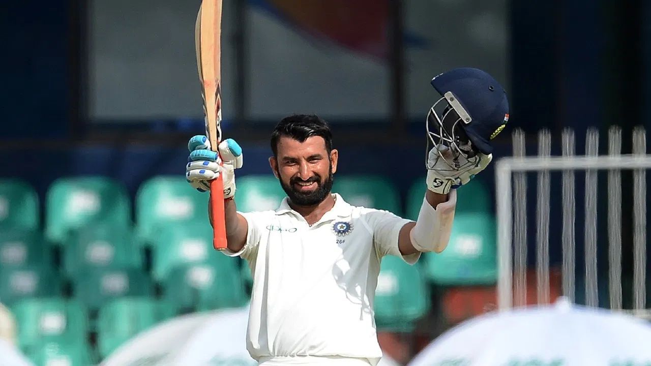 પૂજારાએ આનું કારણ પણ સમજાવ્યું. તેમણે કહ્યું, "પહેલાં હું રણજી ટ્રોફીમાં રમવાનું વિચારી રહ્યો હતો પરંતુ પછી મેં વિચાર્યું કે જો યુવા ખેલાડીઓને તક મળશે, તો તેઓ ઝડપથી તૈયાર થઈ જશે. તો આ મારો વ્યક્તિગત નિર્ણય હતો." (All Photo Credit : PTI / GETTY)