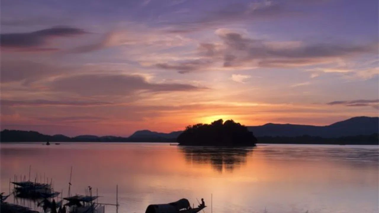 ભારતની બધી નદીઓના નામ સ્ત્રીલિંગ નામ ધરાવે છે, પરતું એક એવી નદી પણ છે જે પુલ્લિંગ નામ ધરાવે છે. આ નદીનું નામ બ્રહ્મપુત્ર નદી છે. તે માત્ર ભારતમાં જ નહીં પરંતુ એશિયાની સૌથી લાંબી નદીઓમાંની એક છે.