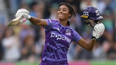 42 બોલમાં સદી, 20 ચોગ્ગા-છગ્ગા... 18 વર્ષની ખેલાડીએ સૌથી ઝડપી સદી ફટકારી બનાવ્યો રેકોર્ડ