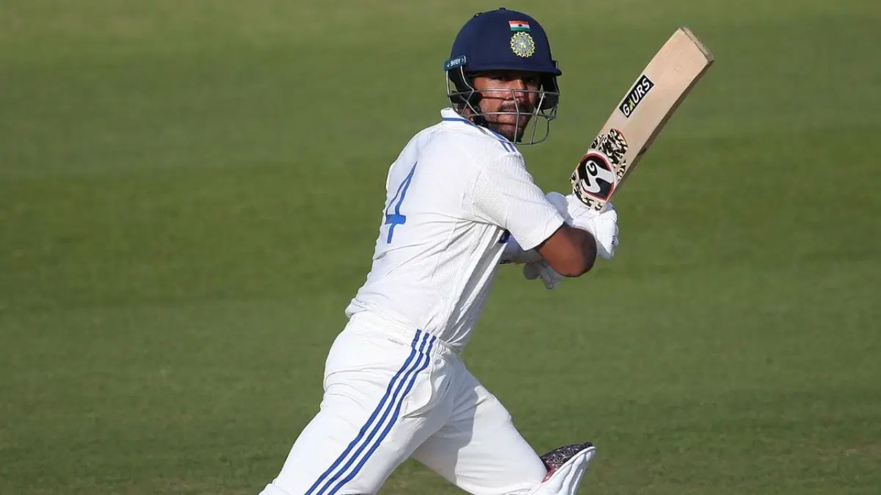 આ 24 વર્ષીય યુવા ખેલાડીએ પોતાની ટૂંકી ટેસ્ટ કારકિર્દીમાં અત્યાર સુધીમાં પાંચ ટેસ્ટ મેચ રમી છે, અને આશ્ચર્યજનક રીતે, ભારતે આ બધી મેચ જીતી છે.