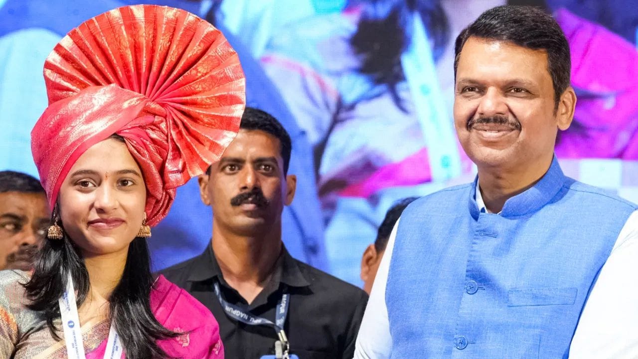 ચેસ વર્લ્ડ કપ જીતવા બદલ ચેમ્પિયન દિવ્યા દેશમુખને કરોડોનું ઈનામ, મહારાષ્ટ્ર સરકારે કર્યું સન્માન