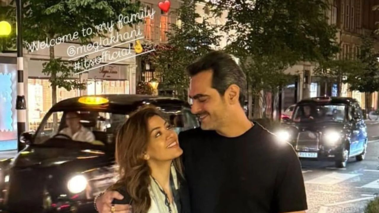 શેર કરેલી તસવીર સાથેના કેપ્શનમાં, ઈશા દેઓલના Ex પતિએ લખ્યું, "પરિવારમાં આપનું સ્વાગત છે, આ ઓફિશિયલ છે." મેઘનાએ તેના ઇન્સ્ટાગ્રામ હેન્ડલ પર સ્ટોરી શેર કરી છે. આ ઉપરાંત, તેણે બીજી એક તસવીર શેર કરી, જેમાં તે ભરત સાથે પોઝ આપતી જોવા મળી રહી છે.