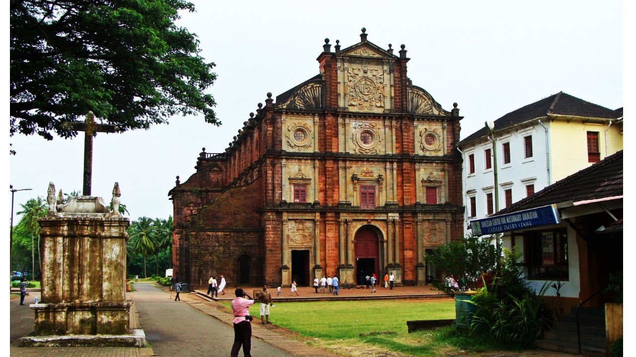 ( આ માહિતી વિવિધ ઐતિહાસિક તથ્યો અને સંશોધનો પર આધારિત છે.  વિગતવાર માહિતી માટે, ઇતિહાસના પ્રમાણભૂત ગ્રંથો અને સંશોધનોનો અભ્યાસ કરવો ઉચિત રહેશે.) (Credits: - Canva)