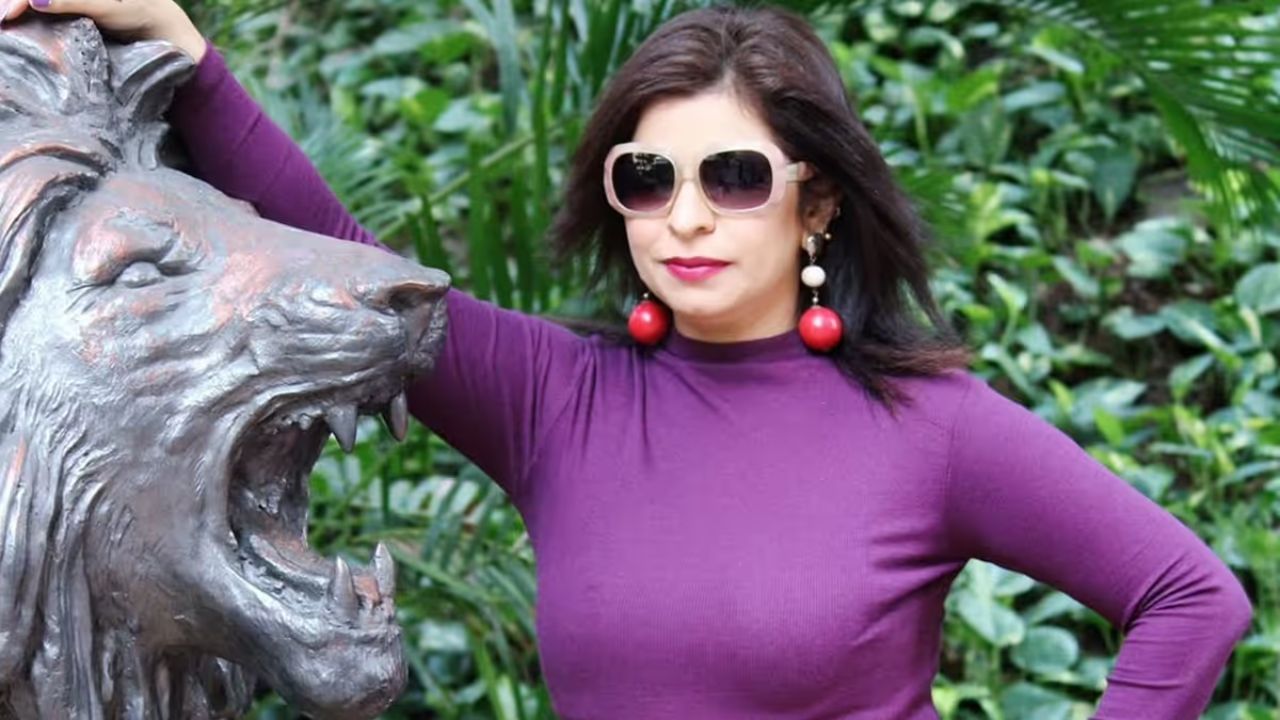 શોમાં રોશન સોઢીની ભૂમિકા ભજવતી અભિનેત્રી જેનિફર મિસ્ત્રી બેનીવાલએ એક ઇન્ટરવ્યુમાં આ વાતનો ખુલાસો કર્યો. ગોકુલધામ વિશે પૂછવામાં આવ્યું હતું કે ગોકુલધામ સોસાયટીમાં કેટલા રૂમ છે? આ પ્રશ્નના જવાબમાં અભિનેત્રીએ ઘણી મોટી વાતો કહી. જેનિફરે કહ્યું કે ત્યાં કોઈ રૂમ જ નથી.