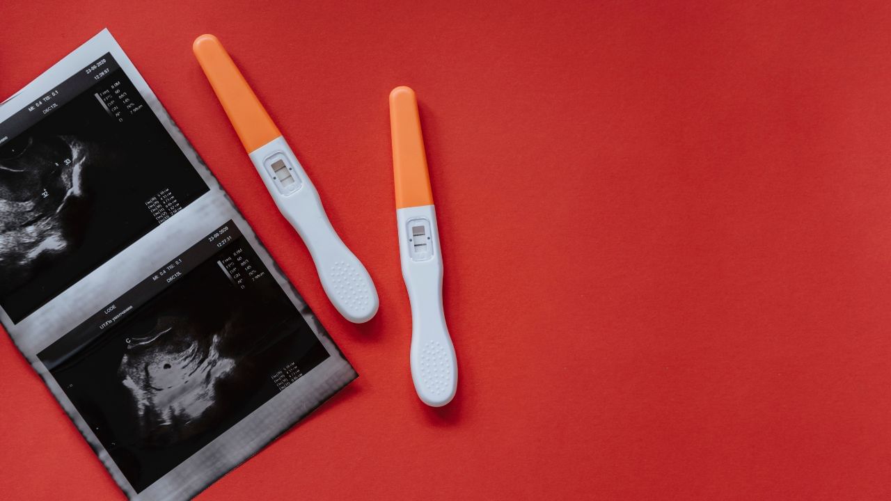 એગની ક્વોલિટી માટે ડાયટમાં પ્રોટીનની માત્રા ભરપુર હોવી જોઈએ. જેના માટે તમે દાળ અને ફ્રુટ્સ તેમજ લીલા શાકભાજી તમારા ડાયટમાં સામેલ કરી શકો છો. દાળથી શરીરમાં પ્રોટીનની સાથે આયરન,વિટામિન્સ અને મિનરલ્સ મળે છે. જે ફર્ટિલિટી માટે જરુરી હોય છે.