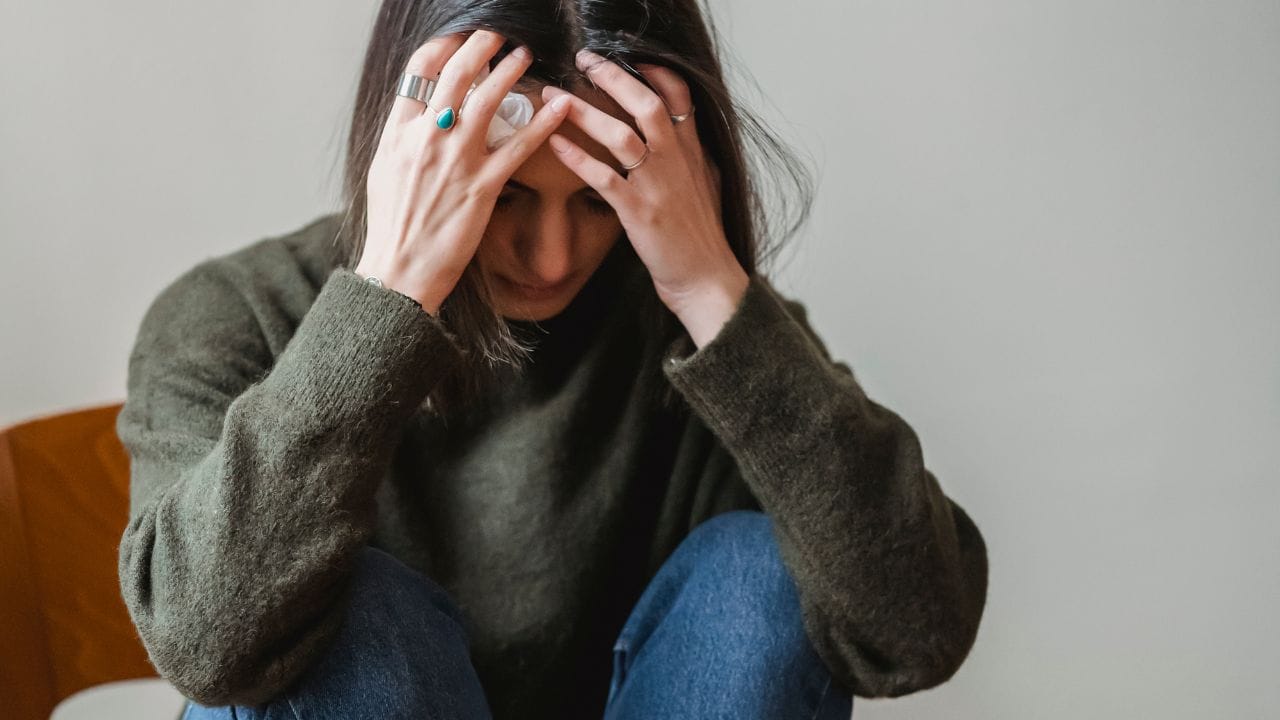 સૌથી મહત્વની વાત એ છે કે, પીરિયડ્સની સાઈકલને હેલ્ધી રાખવા માટે હેલ્ધી લાઈફસ્ટાઈલ જરુરી છે. તેમજ  સ્ટ્રેસથી પણ દૂર રહેવું જરુરી છે. જો તમને સ્વાસ્થ સાથે જોડાયેલી અન્ય કોઈ સમસ્યા છે. તો તમારા ડોક્ટરની જરુર સલાહ લો.