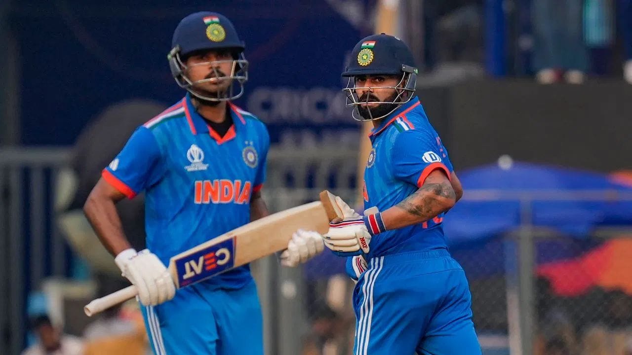 રેન્કિંગમાં ત્રીજા સ્થાને પાકિસ્તાનનો બાબર આઝમ છે, જેનું રેટિંગ 751 છે, જ્યારે 736 રેટિંગ સાથે ભારતનો વિરાટ કોહલી ચોથા સ્થાને છે. શ્રેયસ અય્યર 704 રેટિંગ સાથે રેન્કિંગમાં આઠમા સ્થાને છે.  ટોપ-10 માં ભારતના ચાર બેટ્સમેનનો સામેલ છે.