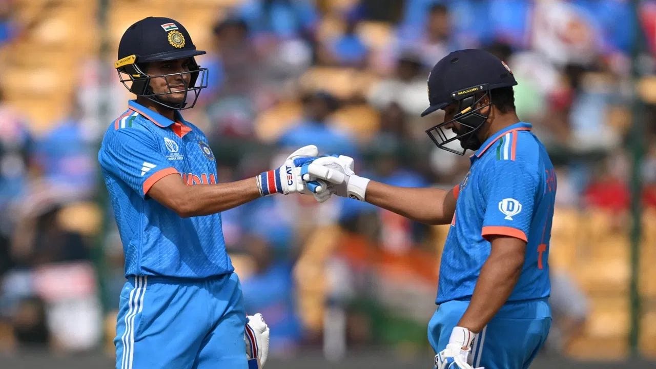 આ બંને ખેલાડીઓ છેલ્લે 2025માં ચેમ્પિયન્સ ટ્રોફીમાં ODI ક્રિકેટમાં રમતા જોવા મળ્યા હતા. આ ટુર્નામેન્ટમાં શુભમન ગિલે 5 મેચમાં 47ની સરેરાશથી 188 રન બનાવ્યા હતા, જ્યારે રોહિત શર્માએ પાંચ મેચમાં 36ની સરેરાશથી 180 રન બનાવ્યા હતા.