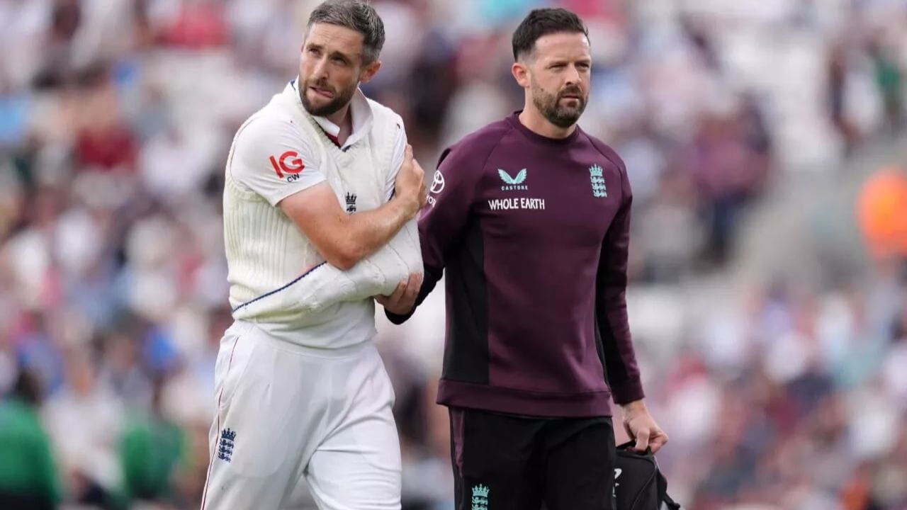 ફીલ્ડરોની ગેરહાજરી માટે સબ્સ્ટિટ્યૂટ નિયમ ટીમને મેચ દરમ્યાન યોગ્ય ફીલ્ડિંગ જાળવવા માટે મદદરૂપ થાય છે.