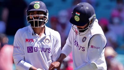 ICCની ઓફિશિયલ રૂલબુક પ્રમાણે, જો કોઈ ફીલ્ડર મેદાન છોડે તો તેની બદલી માટે સબ્સ્ટિટ્યૂટ લઈ શકાય છે.