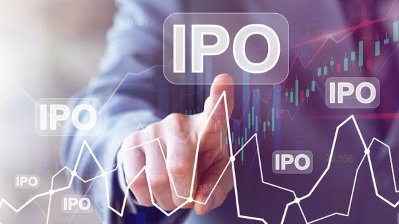 5-Current Infraprojects IPO: આ IPOનો પ્રાઇસ બેન્ડ 76 રૂપિયાથી 80 રૂપિયા પ્રતિ શેર નક્કી કરવામાં આવ્યો છે. IPO 26 ઓગસ્ટથી 29 ઓગસ્ટ સુધી ખુલ્લો રહેશે. તમને જણાવી દઈએ કે, આ કંપનીનો લોટ સાઈઝ 1600 શેરનો છે. આ સિવાય બીજી 5 કંપની છે જેના IPO આવી રહ્યા છે જેમાંથી Sattva Engineering Construction IPO, Oval Projects Engineering IPO, Sugs Lloyd IPO, Snehaa Organics IPO અને Abril Paper Techનો પણ IPO આવી રહ્યો છે.