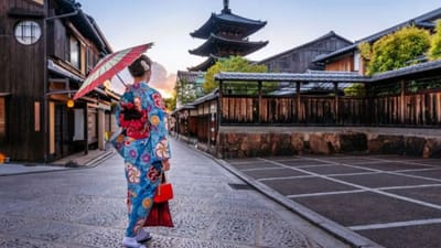 દુનિયાભરના લોકો ભારતીય સંસ્કૃતિ અને સભ્યતાની પ્રશંસા કરે છે. અહીંની સાદગી, પહેરવેશની શૈલી અને ભોજન લોકોને ખૂબ જ પસંદ આવે છે. આ સિવાય ભારતીયોની કેટલીક એવી આદતો છે કે, જે જાપાનના લોકો પણ અપનાવે છે.