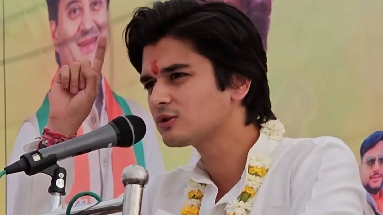 હકીકતમાં, મહાઆર્યમન રાવ સિંધિયા MPCA ના નવા પ્રમુખ તરીકે ચૂંટાય તેવી શક્યતા છે. કેન્દ્રીય મંત્રી અને ભાજપ નેતા જ્યોતિરાદિત્ય સિંધિયાના પુત્ર, મહાઆર્યમન છેલ્લા કેટલાક સમયથી ક્રિકેટ વહીવટમાં સક્રિય છે. તેઓ મધ્યપ્રદેશ લીગ (MPL) ના પ્રમુખ અને ગ્વાલિયર ડિવિઝન ક્રિકેટ એસોસિએશન (GDCA) ના ઉપપ્રમુખ પણ છે.