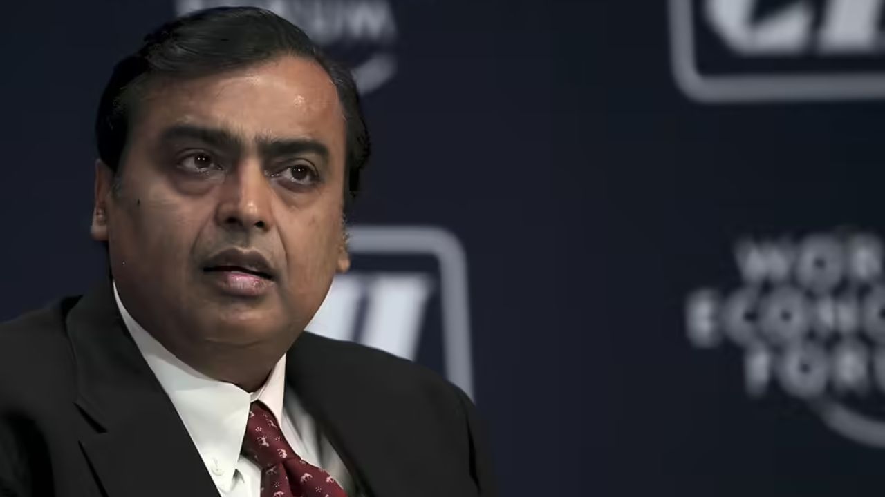 આ પીણાં ખાસ કરીને ઉર્જા વધારવા, ધ્યાન કેન્દ્રિત કરવા અને પાચન સુધારવામાં ઉપયોગી છે. રિલાયન્સ પહેલાથી જ પીણાંના સેગમેન્ટમાં ઘણી મોટી બ્રાન્ડ્સ લાવી ચૂકી છે. આમાં કેમ્પા (કાર્બોનેટેડ ડ્રિંક્સ), સોશિયો સોફ્ટ ડ્રિંક્સ, સ્પોર્ટ્સ ડ્રિંક સ્પિનર અને ફળ આધારિત બ્રાન્ડ રાસ્કિકનો સમાવેશ થાય છે. હવે આયુર્વેદિક અને હર્બલ ઉત્પાદનોનો ઉમેરો RCPLના પોર્ટફોલિયોને વધુ મજબૂત બનાવશે.