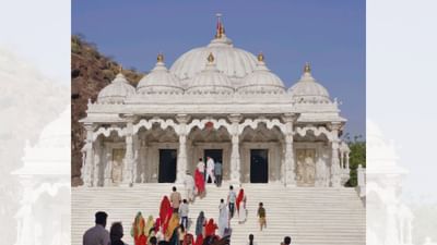 સામવેદ તથા મહર્ષિ વેદ વ્યાસ રચિત શ્રીમદ ભાગવત માં નાગણેશ્વરી માતાજી ના મહિમા નું વર્ણન છે.માતાજી શ્રેષ્ઠ મુનિવાર કશ્યપ ઋષિ ના માનસી (એટલે કે જેને તપ અને મંત્રોથી ઉત્પન્ન કરેલ) પુત્રી છે. જેથી માં ને મનસા દેવી તરીકે ઓળખવામાં આવે છે, જેઓનું ભવ્ય મંદિર ઉત્તરાંચલ રાજ્યના પવિત્રધામ હરિદ્વારમાં તથા બીજું મંદિર પંજાબ પાસે આવેલ મણીમાજરા શહેરમાં આવેલ છે.