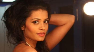 તમને જણાવી દઈએ કે 'ધ બેંગાલ ફાઇલ્સ' 5 સપ્ટેમ્બર 2025 ના રોજ સિનેમાઘરોમાં રિલીઝ થઈ રહી છે. આ ફિલ્મમાં મિથુન ચક્રવર્તી મુખ્ય ભૂમિકામાં જોવા મળશે.