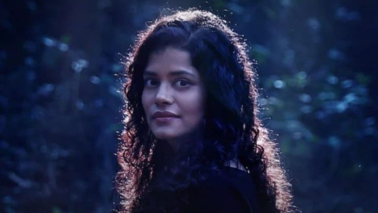 પાલોમી ઘોષે 2009માં ઓસ્ટ્રેલિયન ફિલ્મ ધ વેઇટિંગ સિટીથી શરૂઆત કરી હતી. ત્યારબાદ તેમણે ફિલ્મ ગાંધી ઓફ ધ મંથ (2014) માં જોવા મળી હતી.