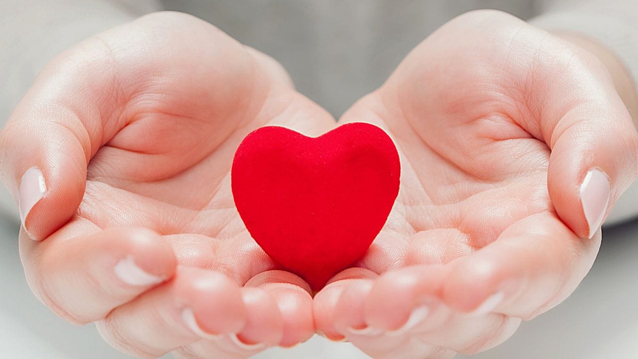 રોમાન્સમાં ઘટાડો થવા ઉપરાંત, લિયાનને થાક, ઓછું સંભળાવવું અને અન્ય શારીરિક સમસ્યાઓ પણ થવા લાગી.ત્યારે તેમણે ડોક્ટરનો સંપર્ક કર્યો અને એમઆરઆઈ સ્કેન કરાવ્યું હતુ. રિપોર્ટમાં જે સામે આવ્યું તે ચોંકાવનારુંહતુ.