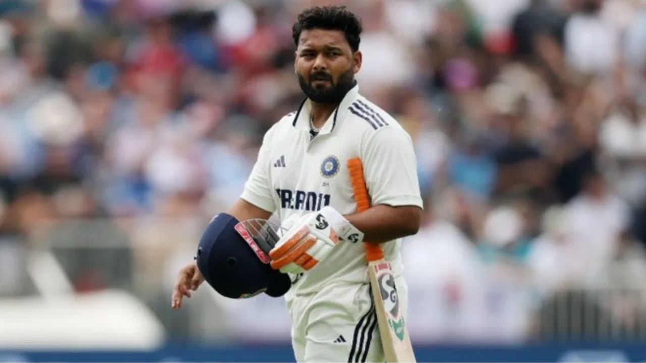 ઈંગ્લેન્ડ પ્રવાસમાં ઘાયલ થયેલો નીતિશ રેડ્ડી પહેલાથી જ COEમાં છે, તેને ફિટ થવામાં થોડો સમય લાગશે. રિષભ પંતના પગનું પ્લાસ્ટર કાઢી નાખવામાં આવ્યું છે અને આ ખેલાડી BCCI સુવિધામાં રિકવરી શરૂ કરવા જઈ રહ્યો છે.