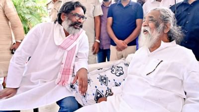 ઝારખંડ મુક્તિ મોરચા (JMM)ના સ્થાપક અને ઝારખંડના ભૂતપૂર્વ મુખ્યમંત્રી શિબુ સોરેનનું સોમવારે સવારે નિધન થયું. તેઓ લાંબા સમયથી બીમાર હતા. તેમણે દિલ્હીની સર ગંગારામ હોસ્પિટલમાં અંતિમ શ્વાસ લીધા હતા.