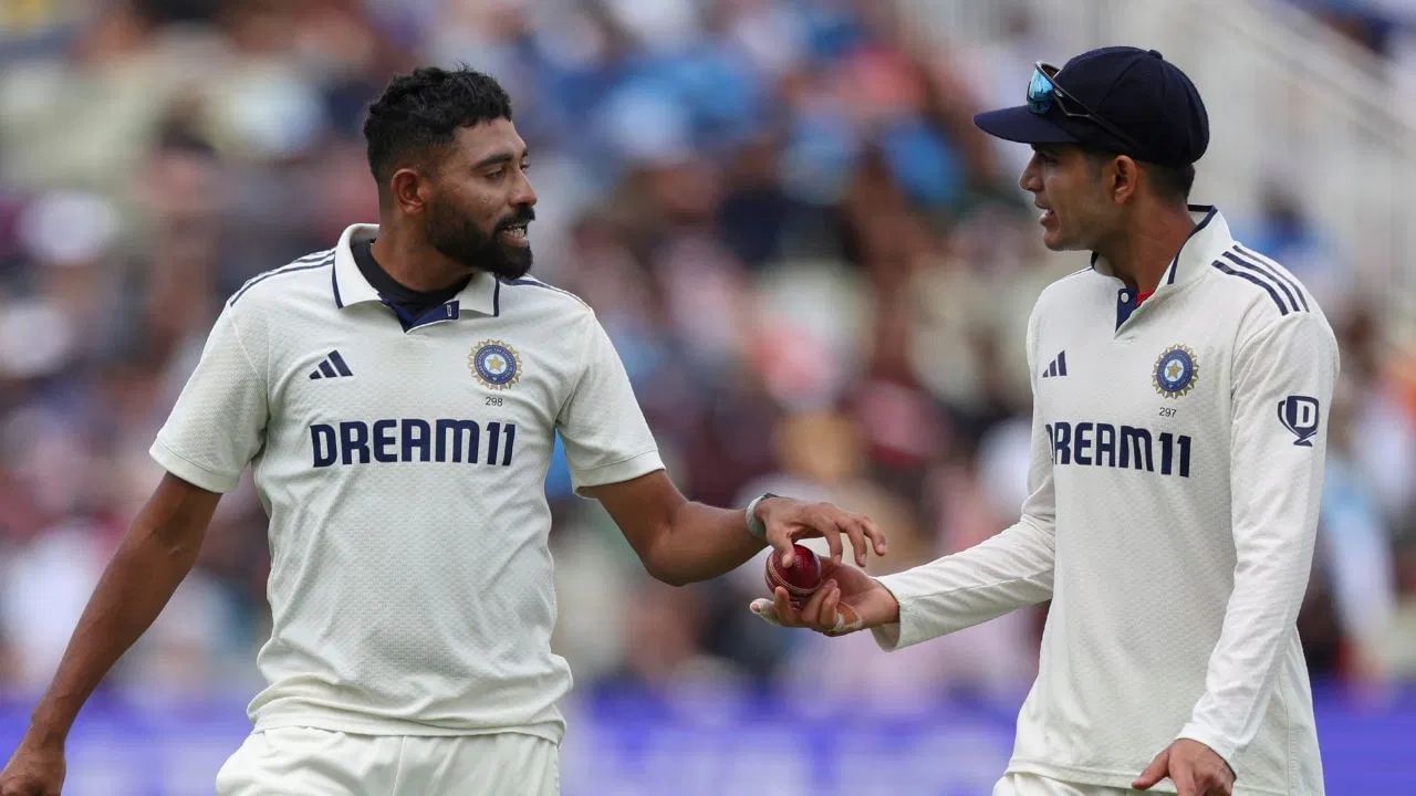 આ બેઠકમાં કઈ બાબતો અને કયા ખેલાડીઓના નામ નક્કી કરવામાં આવશે તે હાલમાં સત્તાવાર રીતે જાણી શકાયું નથી. પરંતુ, બહાર આવી રહેલા અહેવાલો અનુસાર, શુભમન ગિલ અને મોહમ્મદ સિરાજને એશિયા કપ માટે ટીમ ઈન્ડિયામાં સ્થાન મળે તેવું લાગતું નથી.