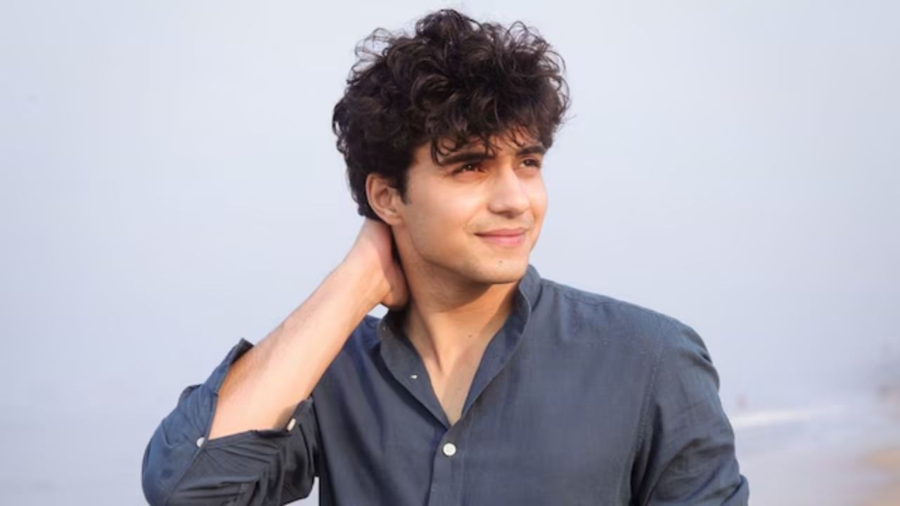 કેટલાક બ્રાહ્મણ અને વણિક પરિવારોએ પણ તેનો ઉપયોગ શરૂ કર્યો છે. ઘણા સમુદાયોએ તેને સામાજિક ઉત્થાનના ભાગ રૂપે અપનાવ્યું. (નોધ :પબ્લિક ડોમેનમાં ઉપલબ્ધ માહિતી અનુસાર આ આપવામાં આવી છે.)