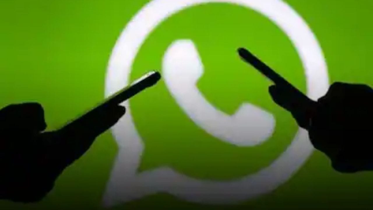 વોટ્સએપ પર મોશન ફોટા મોકલવા માટે, આ સુવિધા તમારા સ્માર્ટફોનમાં પહેલાથી જ હાજર હોવી જોઈએ. જો તમારા ફોનમાં મોશન ફોટા કેપ્ચર કરવાની ક્ષમતા નથી, તો પણ તમે અન્ય લોકો દ્વારા મોકલવામાં આવેલા મોશન ફોટા જોઈ શકશો.