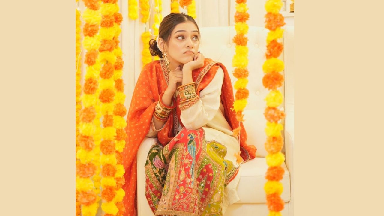 મેકઅપ અને વાળની ​​વાત કરીએ તો, મહવાશે ખૂબ જ હળવો મેકઅપ કર્યો છે. તેણીએ તેની આંખો પર ચમકદાર આઈશેડો લગાવ્યો છે અને આઈલાઈનર દોર્યું છે. તેણીએ ન્યુડ લિપસ્ટિક લગાવીને પોતાનો લુક પૂર્ણ કર્યો છે.