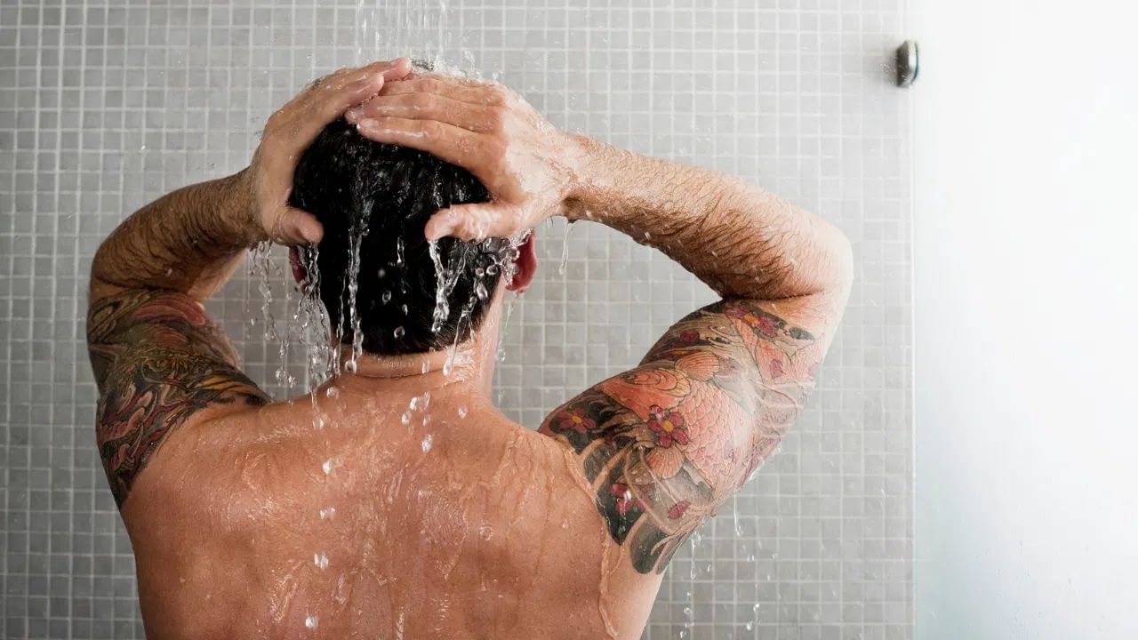 નોંધ : અહીં આપવામાં આવેલી માહિતી ફક્ત આપની જાણકારી માટે છે. કોઈ પણ ઈલાજ કરતાં પહેલા કે,અમલમાં લેતા પહેલા નિષ્ણાતોની સલાહ લેવી જરુરી છે. (all photos credit: social media and google)