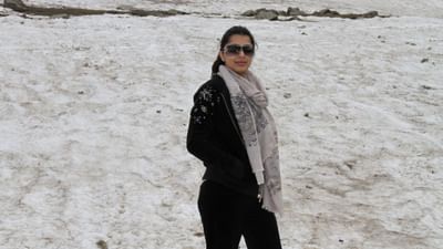 એક એવી અભિનેત્રી જેની ફિલ્મ સલમાન ખાન સાથે હિટ રહી હતી. તેમજ તેની પર્સનલ અને પ્રોફેસનલ લાઈફમાં ઉતાર ચઢાવ રહ્યા છે. તો ચાલો તમને અભિનેત્રી સાથે જોડાયેલી કેટલીક ખાસ વાતો જણાવીએ. ભૂમિકા ચાવલાના પરિવાર વિશે જાણીએ.એક એવી અભિનેત્રી જેની ફિલ્મ સલમાન ખાન સાથે હિટ રહી હતી. તેમજ તેની પર્સનલ અને પ્રોફેસનલ લાઈફમાં ઉતાર ચઢાવ રહ્યા છે. તો ચાલો તમને અભિનેત્રી સાથે જોડાયેલી કેટલીક ખાસ વાતો જણાવીએ. ભૂમિકા ચાવલાના પરિવાર વિશે જાણીએ.